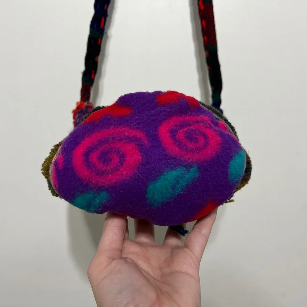 Art by‎ Sid Handmade Tibetan Patchwork Boho Crossbody Bag Mixed Textile Folk